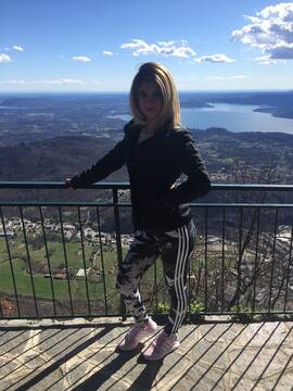 Public Photo of dyvina