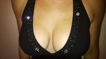 Public Photo of elenasquirtxxx