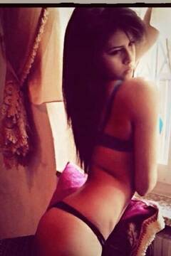 Public Photo of LA_BIONDINA_SEXY