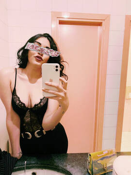 Public Photo of LaSirena69